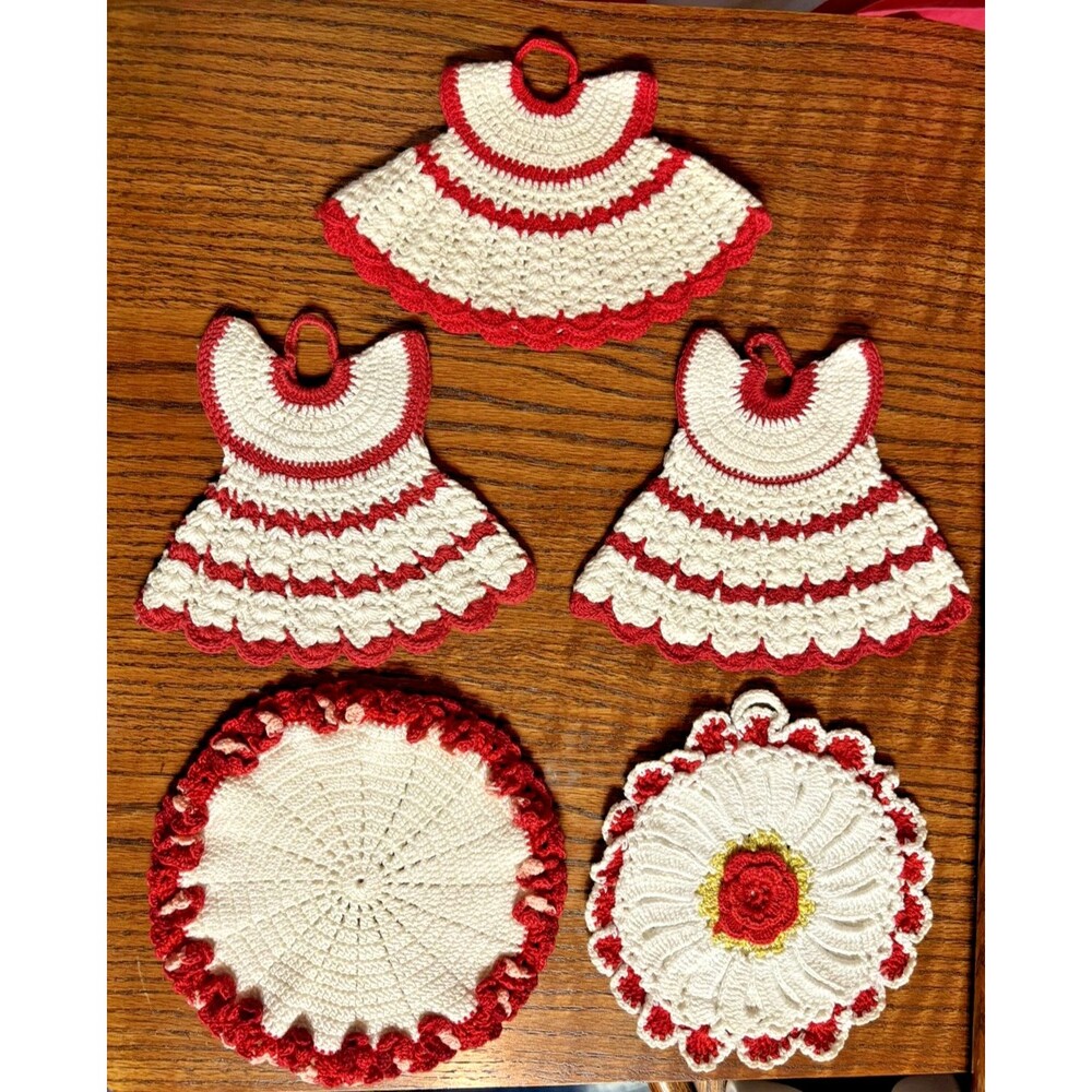 Vintage Hand Crocheted Doll Dress & Round Potholders - Red White 4 -5" Lot of 5